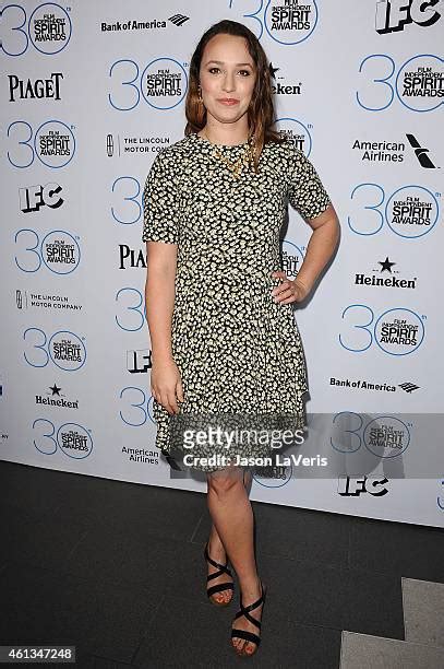 Amanda Treloggen (@amandarosewilder) .